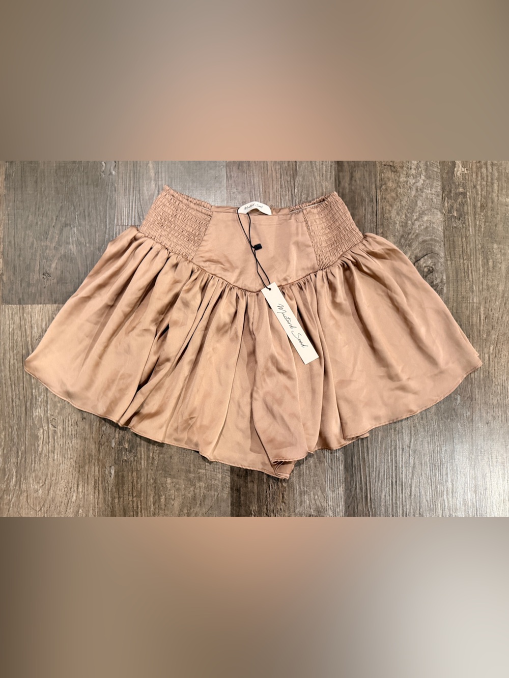 NWT Mustard Seed Tan Smocked-Waist Silky Skort